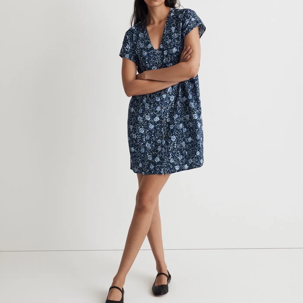 Madewell Button-Front V-Neck Mini Dress in Classic Indigo - Size Small